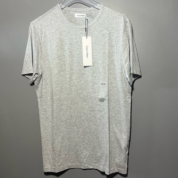 Calvin Klein Light Gray Men's Short Sleeve Tee - Picture 1 of 3